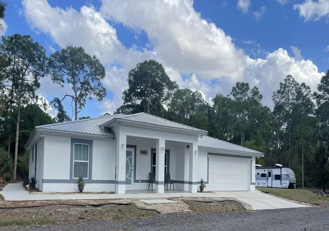 1st image of 5325 Pioneer 17th St, Clewiston, FL 33440 | MLS# B26006977
