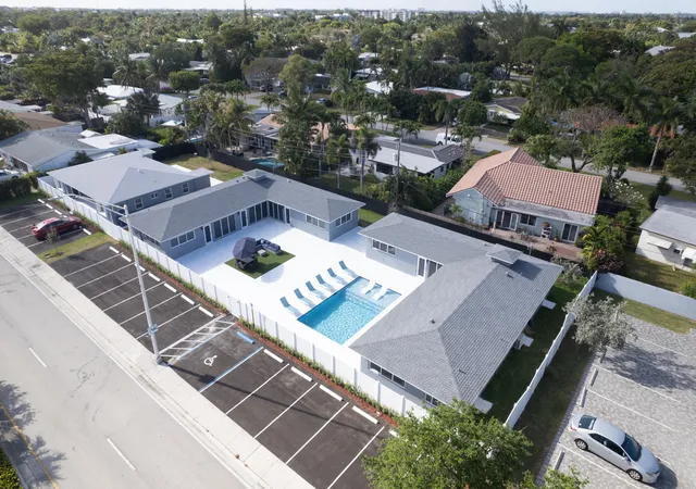 3rd image of 2009 Ne 26Th St, Wilton Manors, FL 33305 | MLS# B26007052