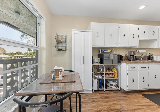 2nd image of 1060 Citrus Wy #204, Delray Beach, FL 33445 | MLS# B26007101