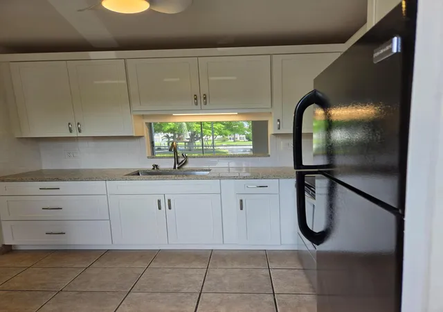 5th image of 3400 Nw 48Th Ave, Lauderdale Lakes, FL 33319