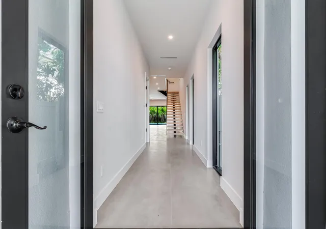 2nd image of 919 Ne 17th Ter #A, Fort Lauderdale, FL 33304 | MLS# B26007158