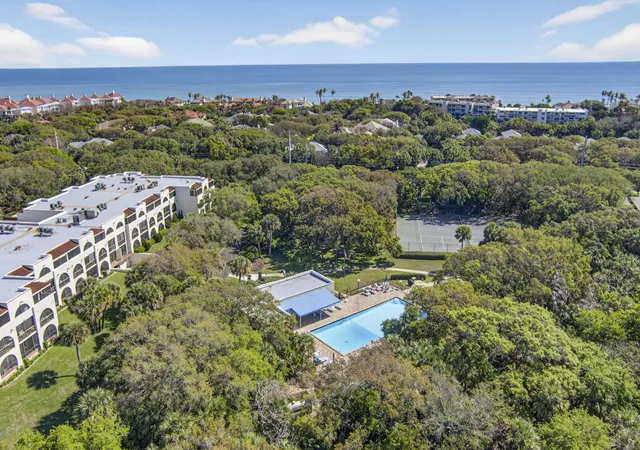Homes for sale in Indian River Shores, FL | 5601 Highway A1a, Indian River Shores, FL 32963 | Houzeo