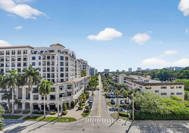 2nd image of 99 Se Mizner Blvd, Boca Raton, FL 33432