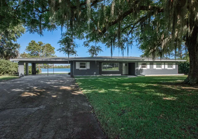 1st image of 1622 W Dinner Lake Dr, Sebring, FL 33870 | MLS# B26007323