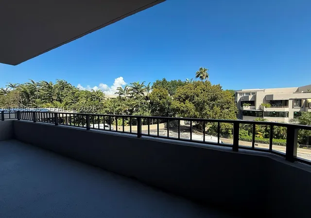 2nd image of 151 Crandon Blvd #320, Key Biscayne, FL 33149 | MLS# A11988055