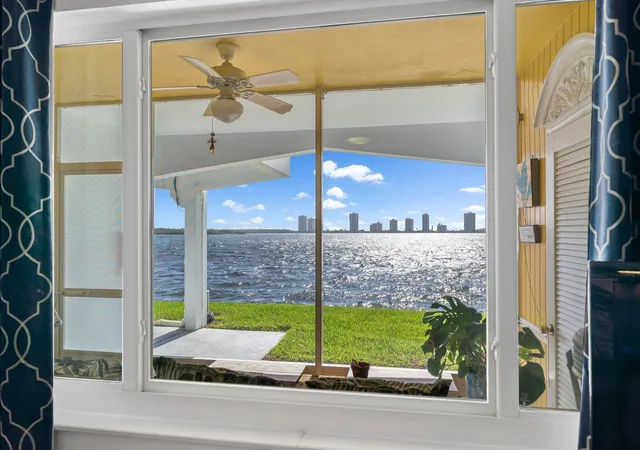 Homes for sale in North Palm Beach, FL | 100 Shore Ct #105, North Palm Beach, FL 33408 | MLS# B26007367