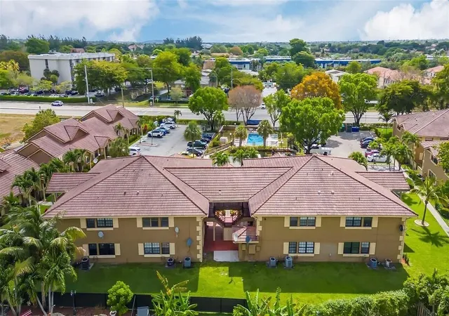 18th image of 2646 Riverside Dr #2646, Coral Springs, FL 33065 | MLS# B26007520