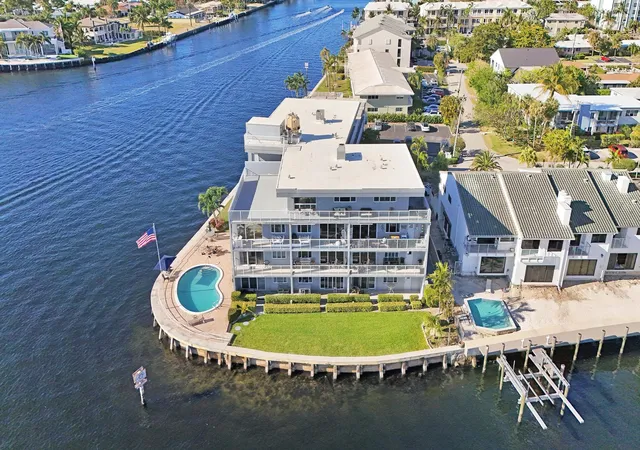 2nd image of 1201 S Riverside Dr, Pompano Beach, FL 33062
