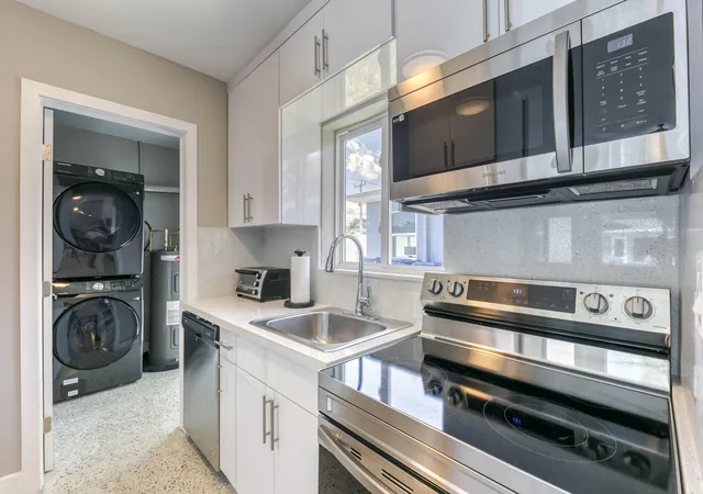 3rd image of 2025 Ne 26Th St #1-3, Wilton Manors, FL 33305 | MLS# B26007551