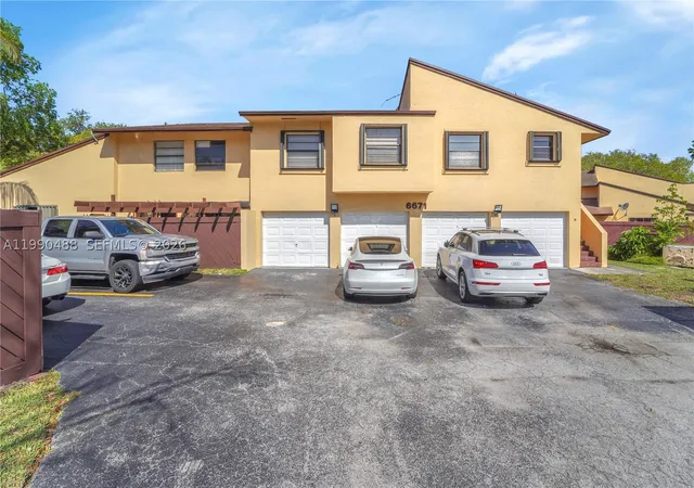 1st image of 6671 Sw 137th Ct #7-A, Miami, FL 33183 | MLS# A11990488