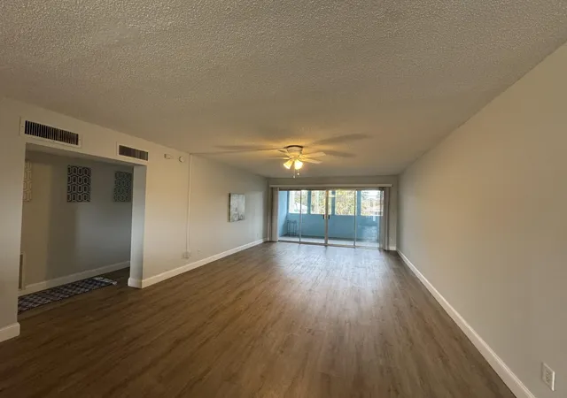 5th image of 1310 Ne 14Th Ct #Apt K19, Jensen Beach, FL 34957 | MLS# B26007726