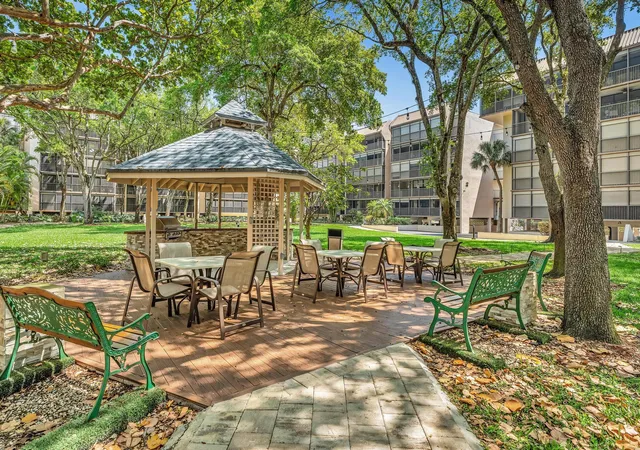 Homes for sale in Hollywood, FL | 2804 N 46th Ave #C330, Hollywood, FL 33021 | MLS# B26007730