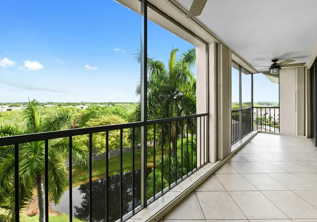 2nd image of 5951 Wellesley Park Dr #Apt 702, Boca Raton, FL 33433 | MLS# B26007735