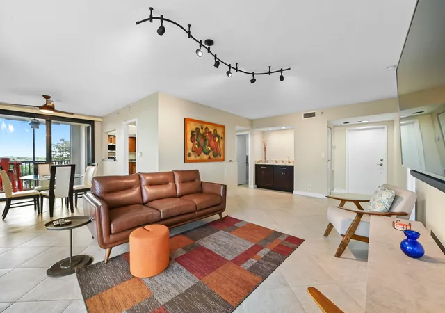 3rd image of 5951 Wellesley Park Dr #Apt 702, Boca Raton, FL 33433 | MLS# B26007735