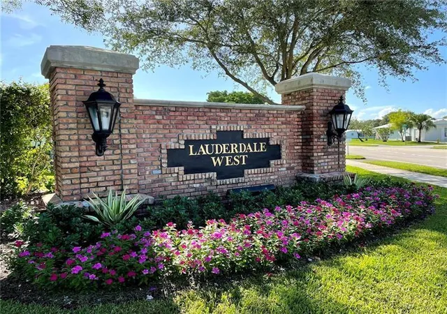 Homes for sale in Plantation, FL | 8208 Nw 14 St, Plantation, FL 33322 | MLS# B26007823