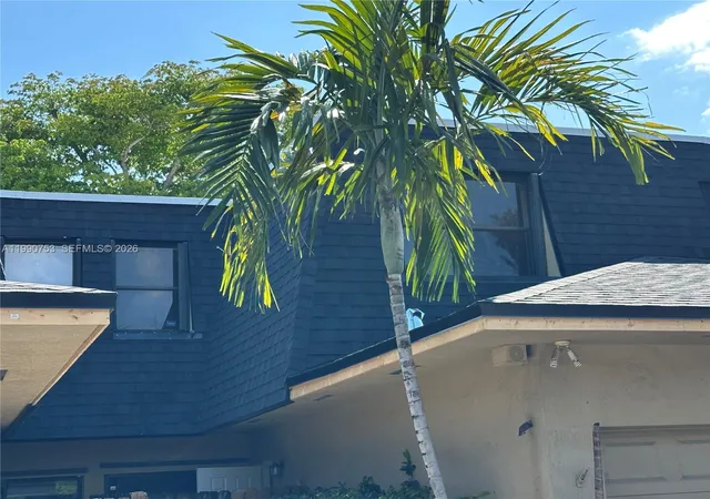 4th image of 14261 Sw 94Th Cir Ln #105-20, Miami, FL 33186 | MLS# A11990753