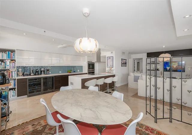 5th image of 19707 E Turnberry Wy, Aventura, FL 33180