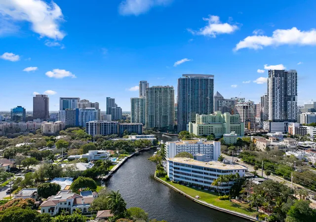 2nd image of 411 N New River Dr Dr E, Fort Lauderdale, FL 33301