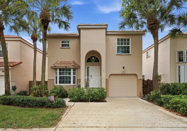 1st image of 10690 Nw 12th Dr, Plantation, FL 33322 | MLS# B26008103