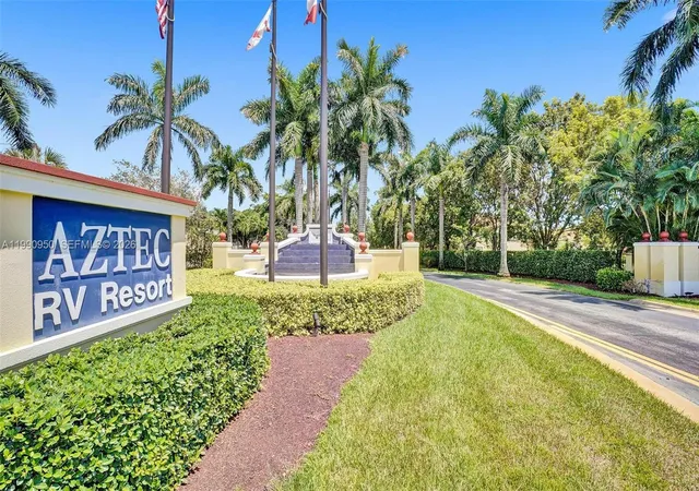 2nd image of 224 N Cortez Dr, Pompano Beach, FL 33068 | MLS# A11990950