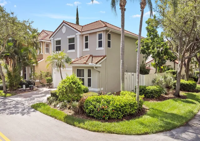 1st image of 1140 Linden St, Hollywood, FL 33019 | MLS# B26008203