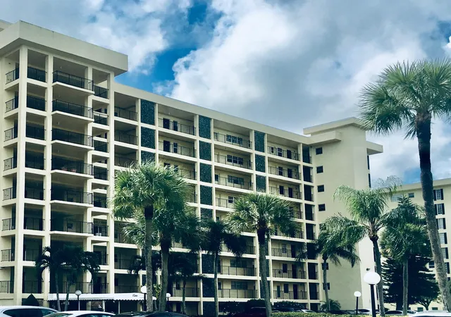 13th image of 3100 N Palm Aire Dr #706, Pompano Beach, FL 33069 | MLS# B26008300