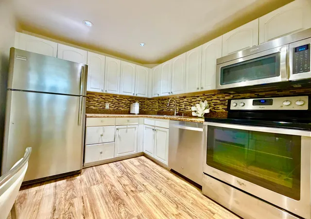 3rd image of 3100 N Palm Aire Dr #706, Pompano Beach, FL 33069 | MLS# B26008300