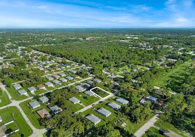 Homes for sale in Vero Beach, FL | 1145 10Th Ct Sw, Vero Beach, FL 32962 | MLS# B26008301