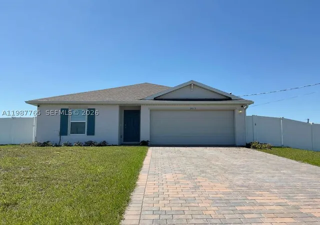 Photo 1 of Single family home for sale at 9013 Meadow Cir, Labelle, FL 33935 | MLS# A11987765 | Listing updated on 2026-05-18