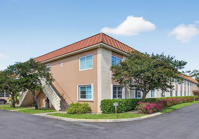 1st image of 9 Ne 19th Ct #214c, Wilton Manors, FL 33305 | MLS# B26008345
