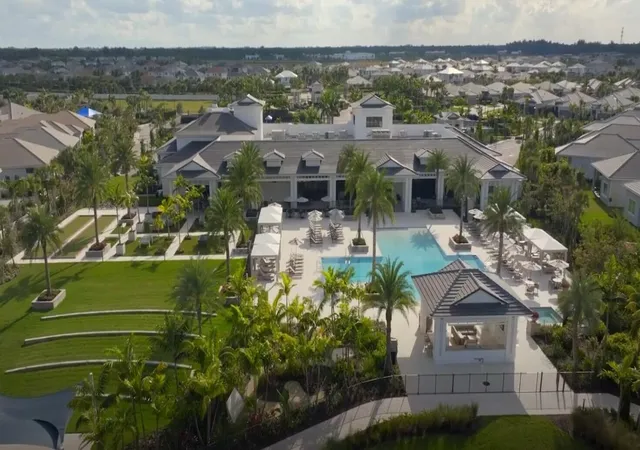 15th image of 9854 Regency Wy, Palm Beach Gardens, FL 33412 | MLS# B26008375