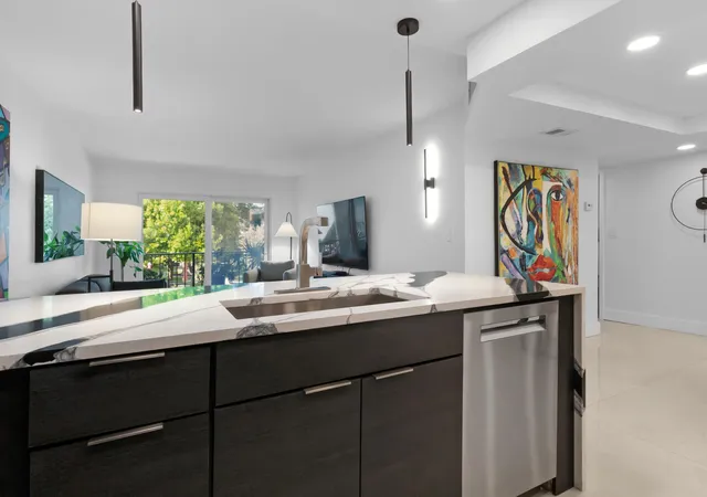 Homes for sale in Fort Lauderdale, FL | 3004 NE 5th Ter NE, Fort Lauderdale, FL 33334