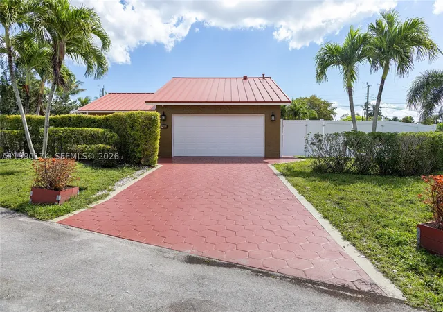 1st image of 4548 Sw 28th Way, Dania Beach, FL 33312 | MLS# A11990174