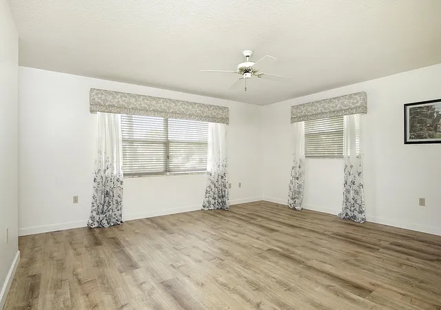 5th image of 2321 Sw 3Rd Ct, Okeechobee, FL 34974 | MLS# B26008685