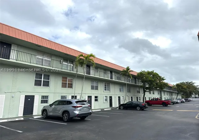 Photo 3 of Condo for sale at 805 W Oakland Park Blvd #D19, Wilton Manors, FL 33311 | MLS# A11991146 | Listing updated on 2026-07-18