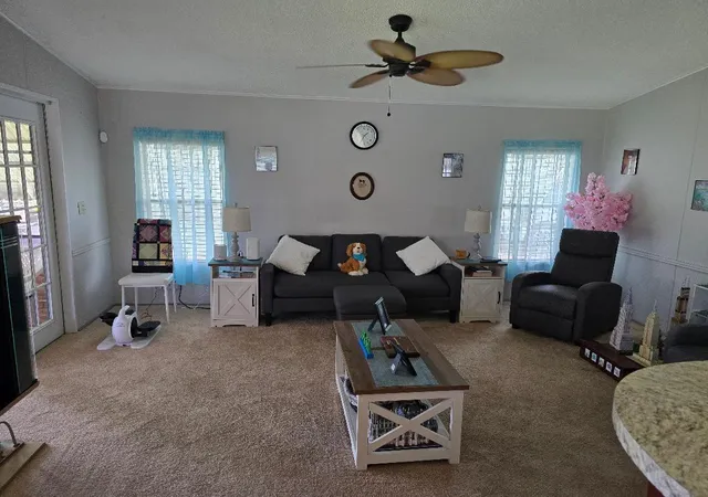3rd image of 5610 Hemingway Ct #5, Fort Pierce, FL 34982 | MLS# B26008732