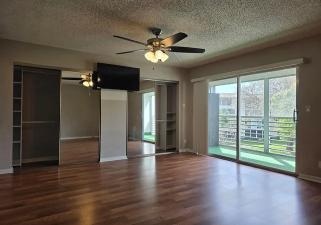 5th image of 2301 Lucaya Ln #E3, Coconut Creek, FL 33066 | MLS# B26008746