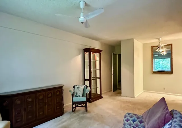 3rd image of 639 W Oakland Park Blvd, Wilton Manors, FL 33311