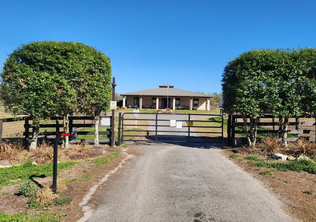 2nd image of 6025 Nw 115th Ave, Ocala, FL 34482 | MLS# B26008920
