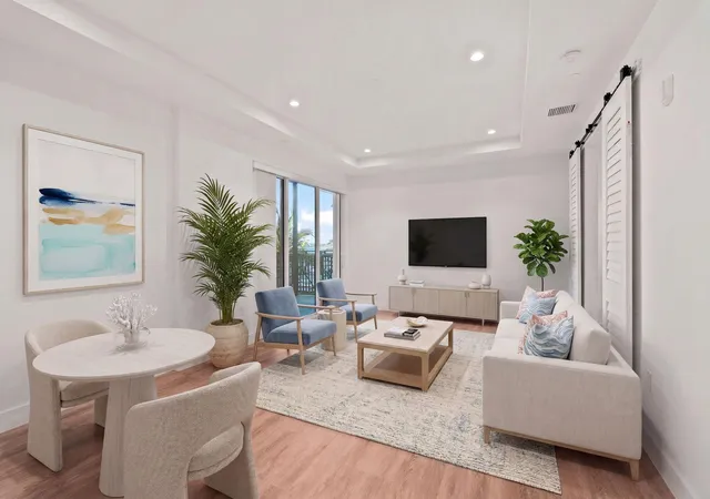 2nd image of 41 Sw Seminole St #204, Stuart, FL 34994 | MLS# B26008968
