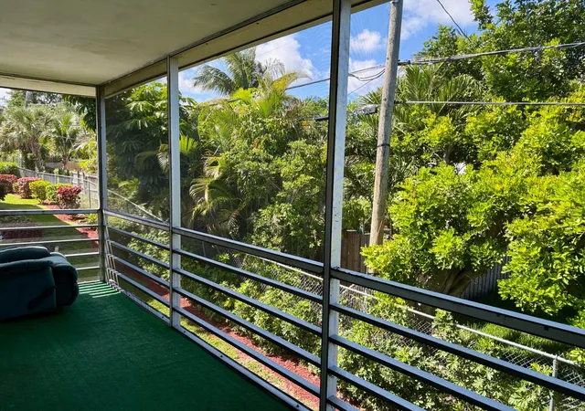 2nd image of 3402 Cynthia Ln #205, Lake Worth, FL 33461 | MLS# B26008993