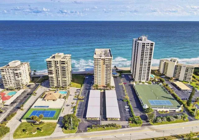 56th image of 5440 N Ocean Dr #805, Singer Island, FL 33404 | MLS# B26009059
