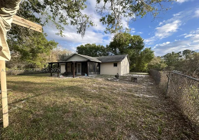 3rd image of 3137 Carlton Avenue, Lake Placid, FL 33852 | MLS# A11992223