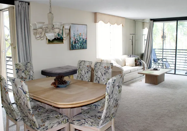 3rd image of 1100 Colony Point Cir #314, Pembroke Pines, FL 33026 | MLS# B26009071