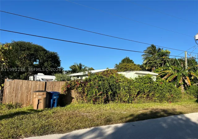 3rd image of 28177 Julia Ave, Little Torch Key, FL 33042 | MLS# A11992256