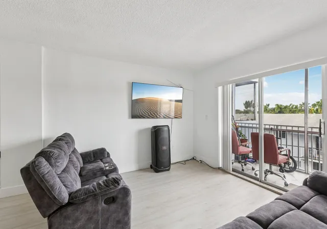 4th image of 1735 Ne 164Th St #F-304, North Miami Beach, FL 33162 | MLS# B26009188