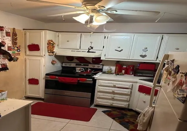 Homes for sale in Tamarac, FL | 8390 Lagos De Campo Blvd #209, Tamarac, FL 33321 | MLS# B26009190