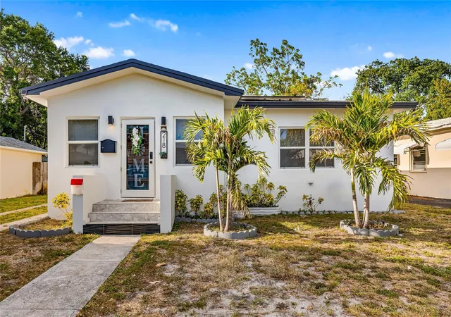 3rd image of 218 Sw 7Th St, Dania Beach, FL 33004 | MLS# B26009270