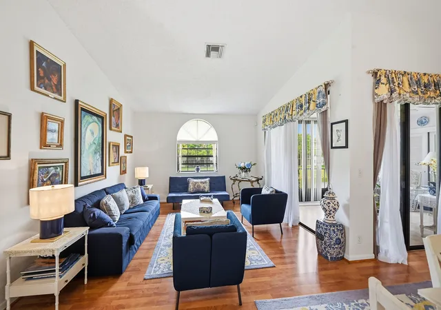 4th image of 5442 Firenze Dr #F, Boynton Beach, FL 33437 | MLS# B26009327