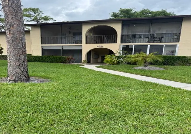 Homes for sale in Greenacres, FL | 409 Pine Glen Ln #A-1, Greenacres, FL 33463 | MLS# B26009381